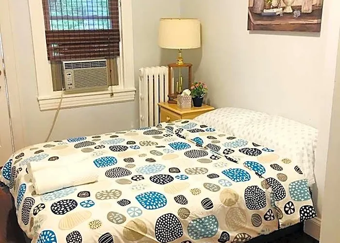Best Bedroom Next To Jhu