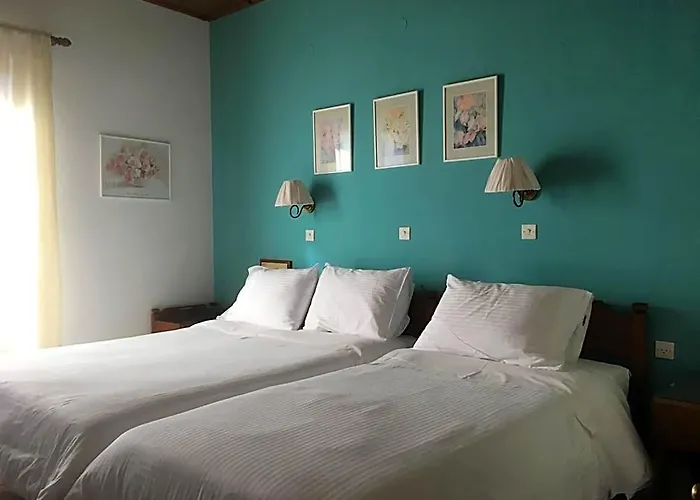 Kouros Hotel