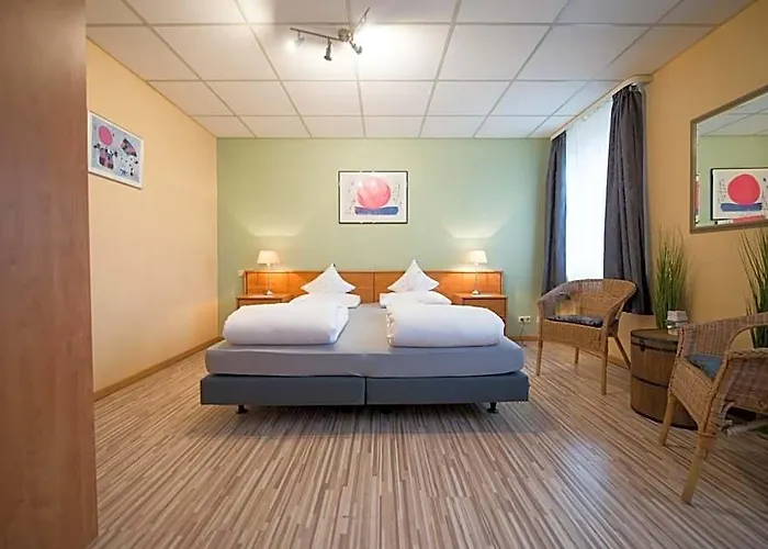 Rheinauer Hof - Bed & Breakfast
