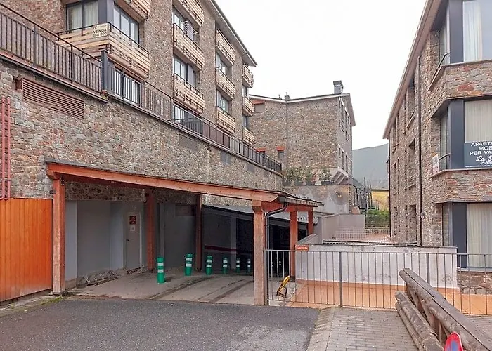 La Serrera Apartamentos