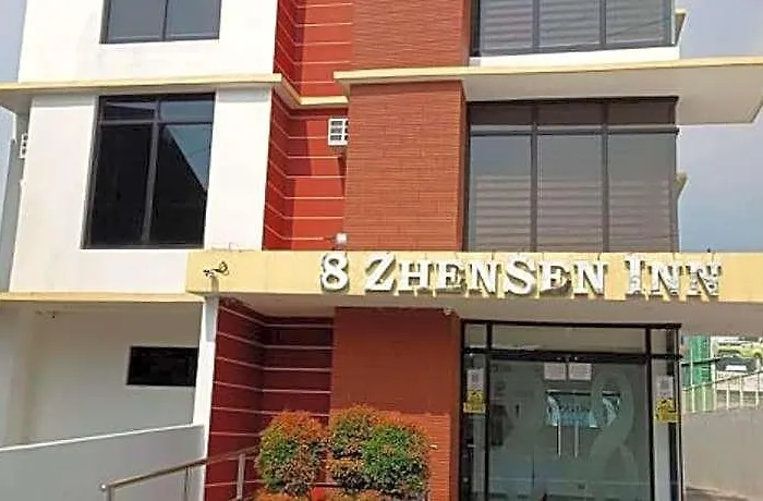8 Zhensen Inn
