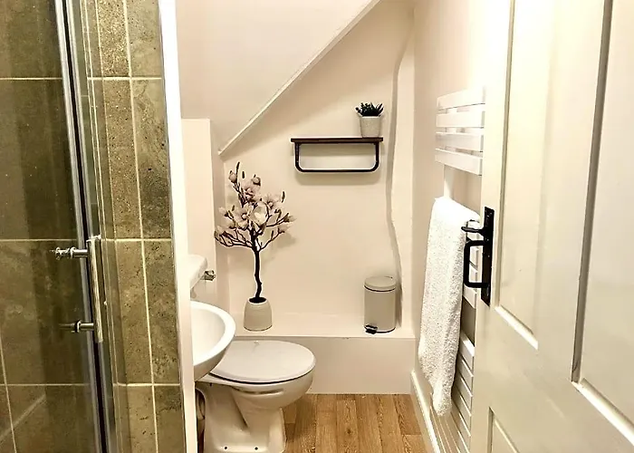 Magnolia Cottage