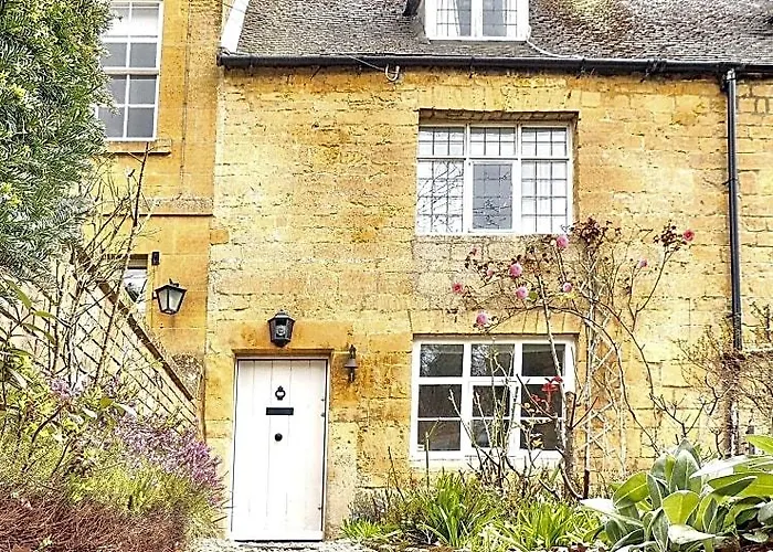 Magnolia Cottage