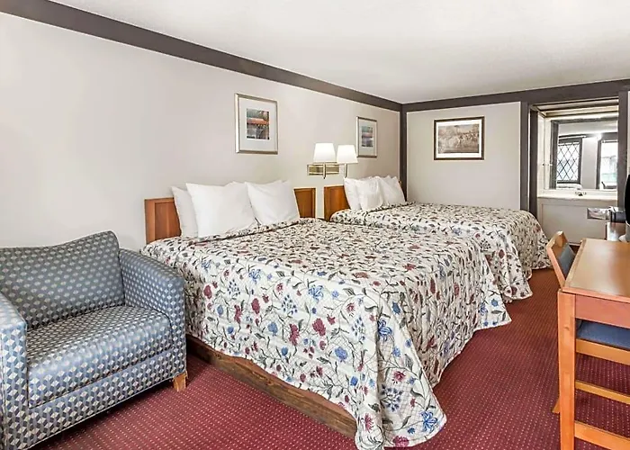 Knights Inn Racine