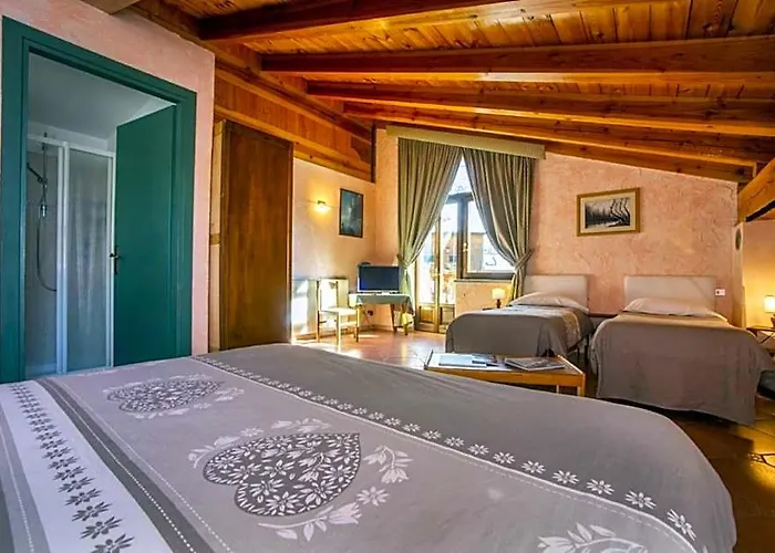 Hotel Chalet Joli