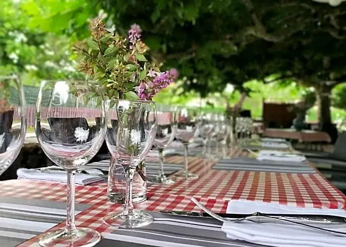 L'Auberge De Lugos