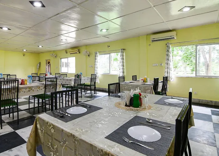 Townhouse Oak Gorumara Jungle Resort