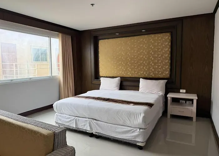 Piyaporn Pavilion Hotel