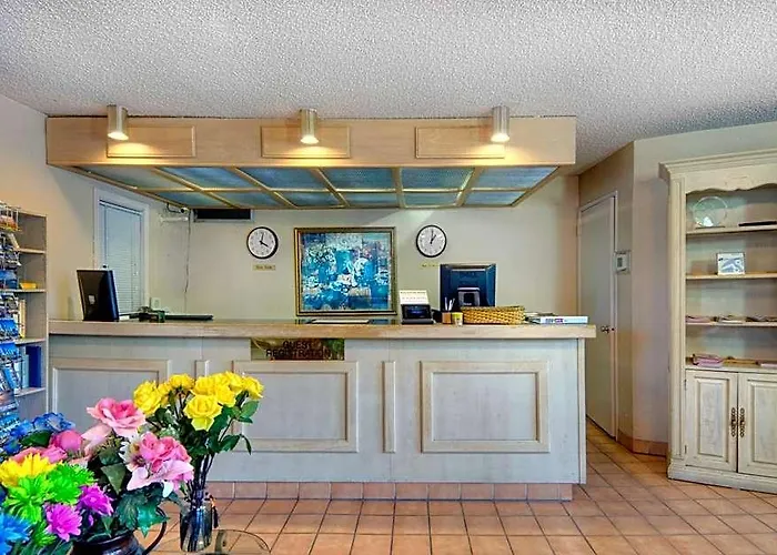 Days Inn & Suites By Wyndham Mountain View