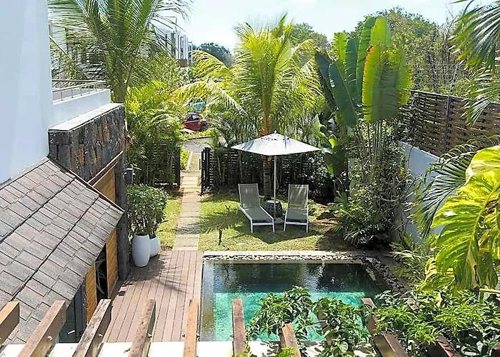 Choisy Les Bains Apartments With Lagoon Pool By Lov Mauritius