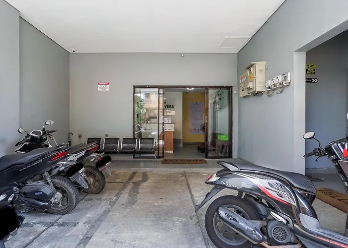 Urbanview Hotel Aloevera Pontianak By Reddoorz