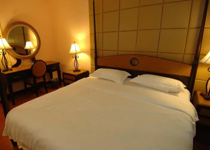 Planta Centro Bacolod Hotel&Residences