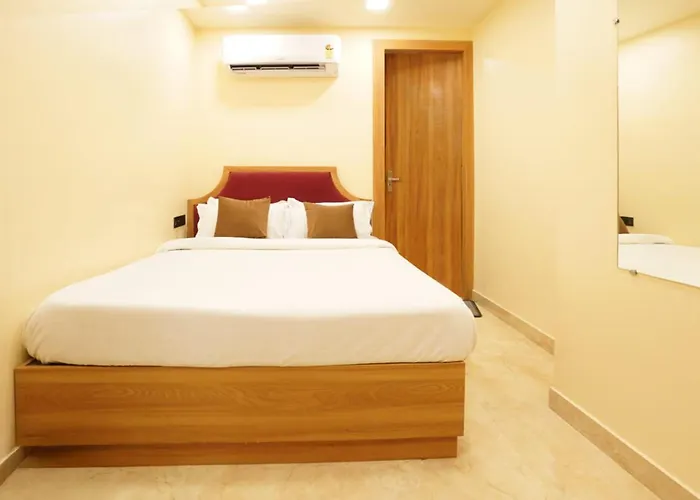Hotel Al Aziz Palace 30 Mts From Dargah Sharif