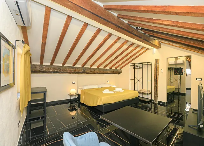 Hotel Torre Orefici