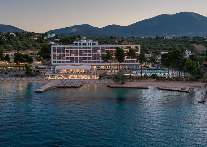 Mirage Chalkida City Resort