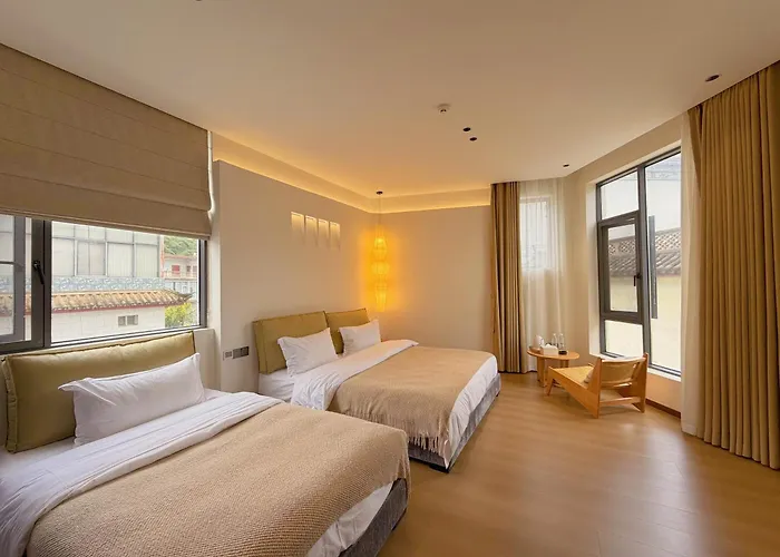 Dali Fanxi Manhai Holiday Guesthouse