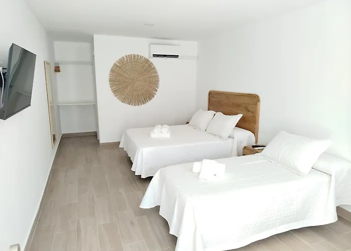 Ap Turisticos Y Habitaciones Marea - Frente Al Mar