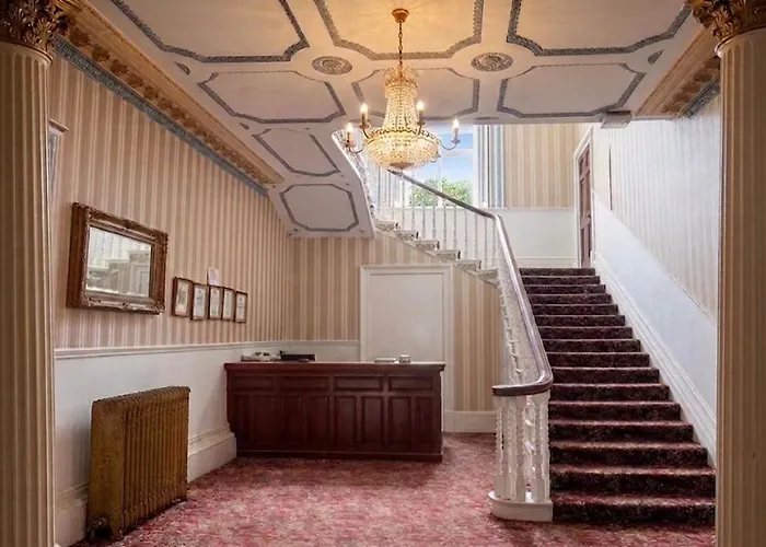 Fountain Court Trading As Hotel Haveli