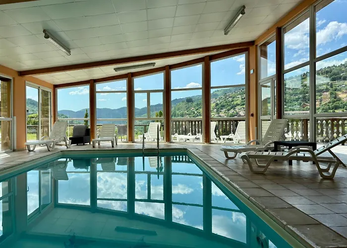 Hotel Restaurant & Bien-Etre Le Chalet Des Roches