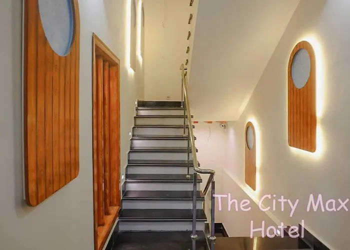 The City Max Hotel