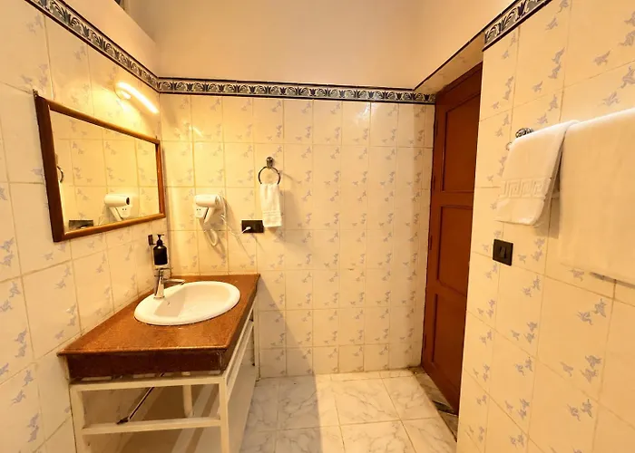 Hotel Cozykey Rajpur Road