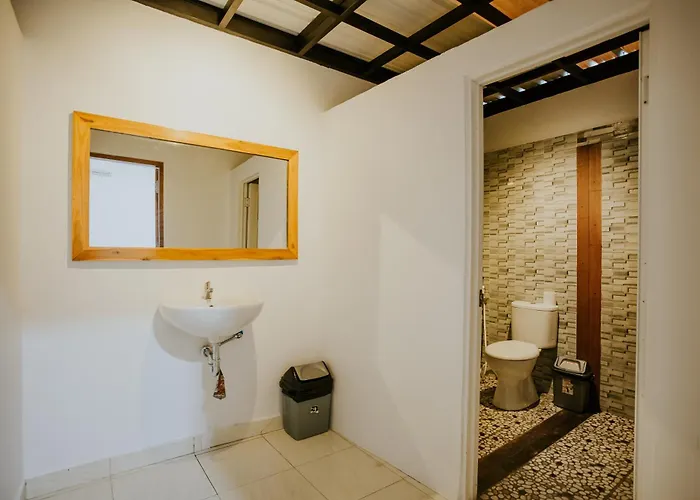 Nuansa Garden Cottages&Dormitories