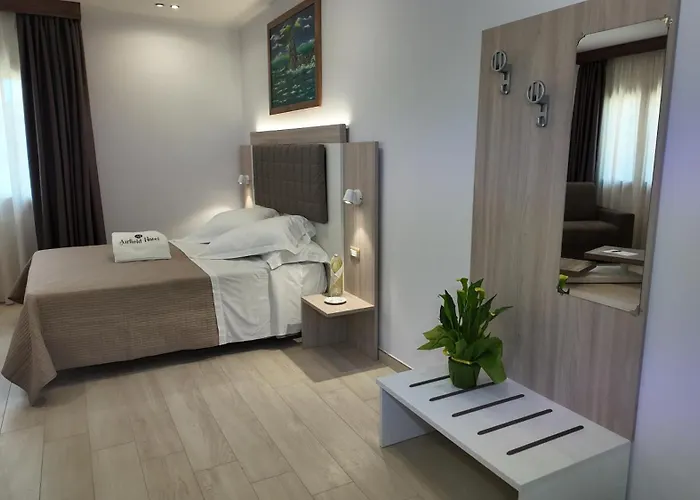 Airfield Hotel & Spa