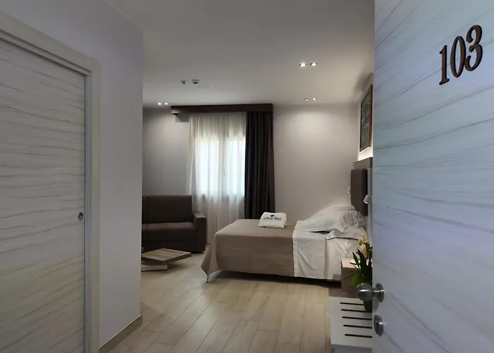 Airfield Hotel & Spa