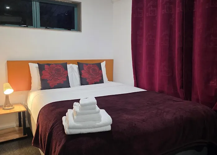 Aurora Inn