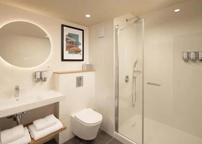 Hampton By Hilton Paris Saint Ouen