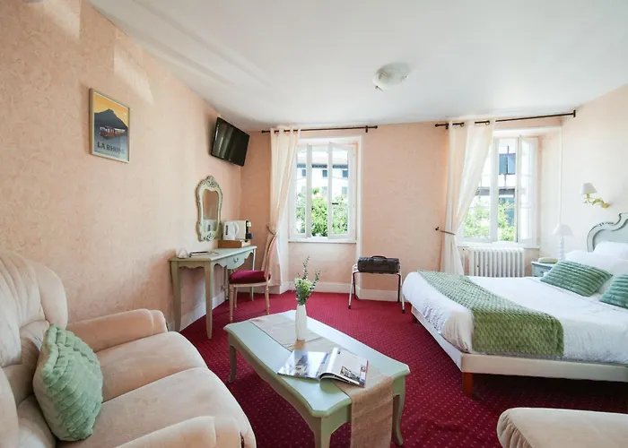Logis Hôtel Auberge Lukaïna
