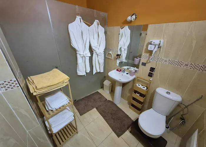 Domaine Couleurs Berberes, Piscine, Vue Atlas, Bivouac & Experiences A Lalla Takerkoust