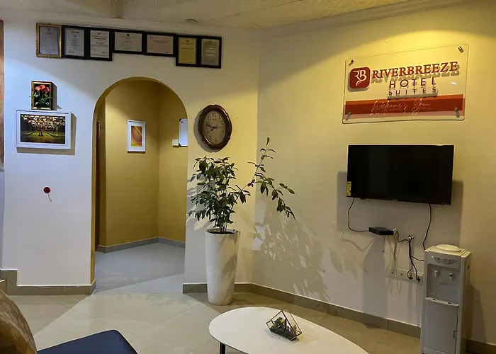 Riverbreeze Hotel