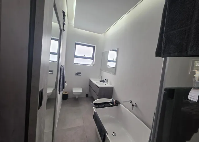 Terra Nova Suites And Spa