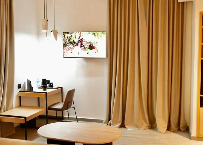 Le Yot Hotel