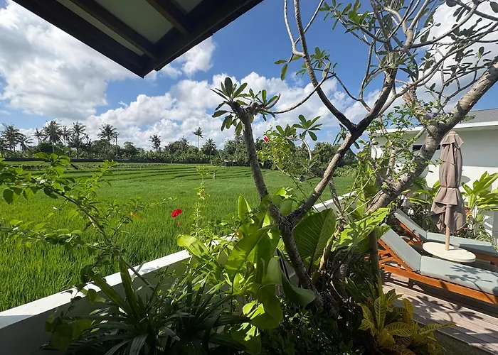 Yuga Nyanyi Suite Boutique Hotel With Pool & Ricefield View