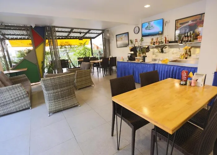 Hotel Montha