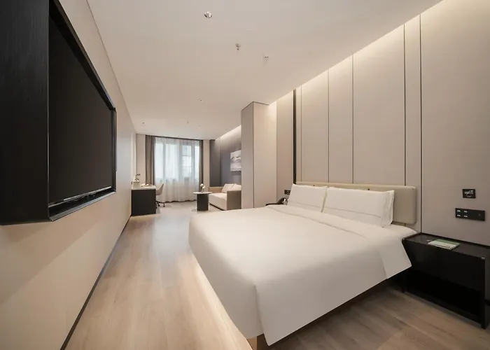 Atour Hotel -Fujian Avenue, Hongtang Metro Station, Fuzhou