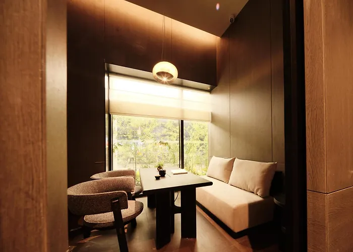Shantou Railway Station Huangshan Road Atour Hotel
