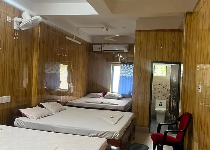 Panthanibas Momochitte