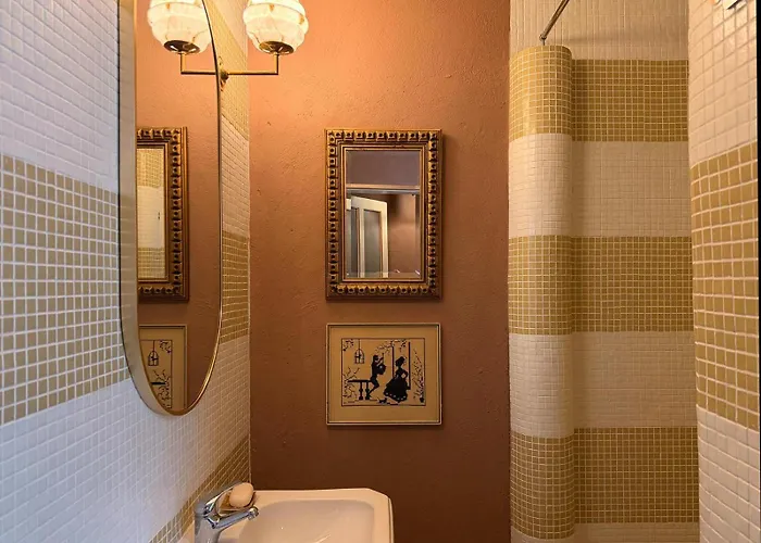 Voyager Boutique Homestead Retreat