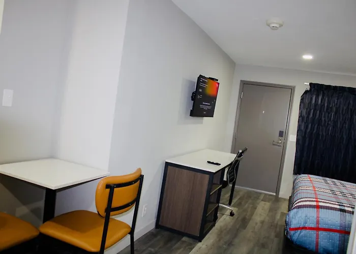 Homestay Inn & Suites