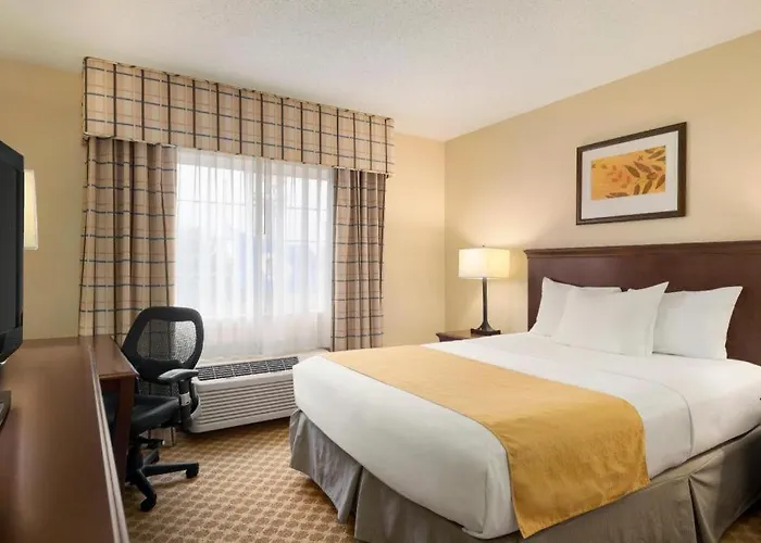 Country Inn & Suites By Radisson, Owatonna, Mn