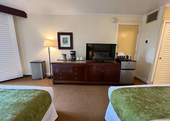 Oceanview Studio At Kauai Beach Resort #2444