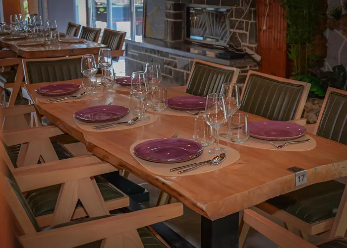 Dolanit Hotels Lalez