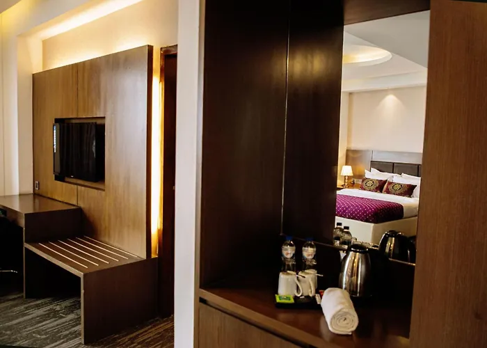 Crown Comfortia Hotel Jashore