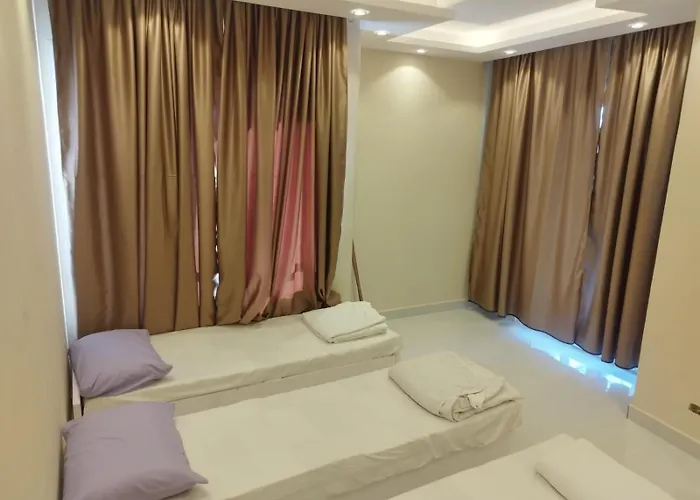 Criss Resort- Naema Bay-City Center