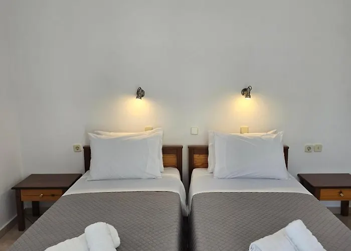 Gabi Rooms In Sougia