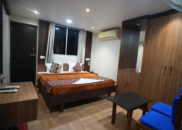 Hotel Sapphire Inn