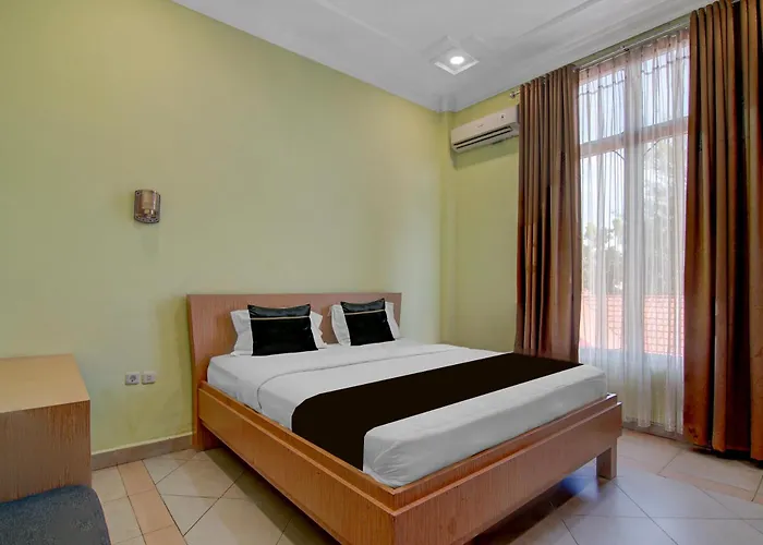 Collection O Near Living World Pekanbaru Formerly Uin Suska